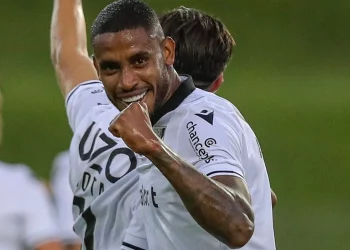 Entenda como o Vasco perdeu André Silva para o São Paulo mesmo fazendo maior oferta
