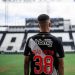 João Victor está lesionado? Confira se o zagueiro vai atuar pelo Vasco na Copa do Brasil