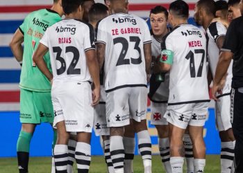 Vasco recebe boa grana após classificação contra o Marcílio Dias; confira