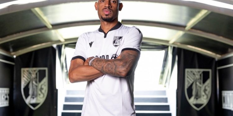 Entenda motivo que fez o Vasco não conseguir a contratação de André Silva