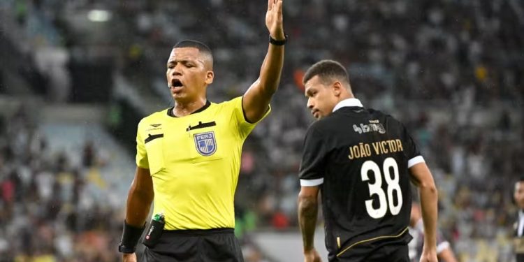 Vasco exige mudança drástica que pode mudar realidade do Cariocão