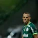 Palmeiras pede valor exorbitante para emprestar Breno Lopes ao Vasco