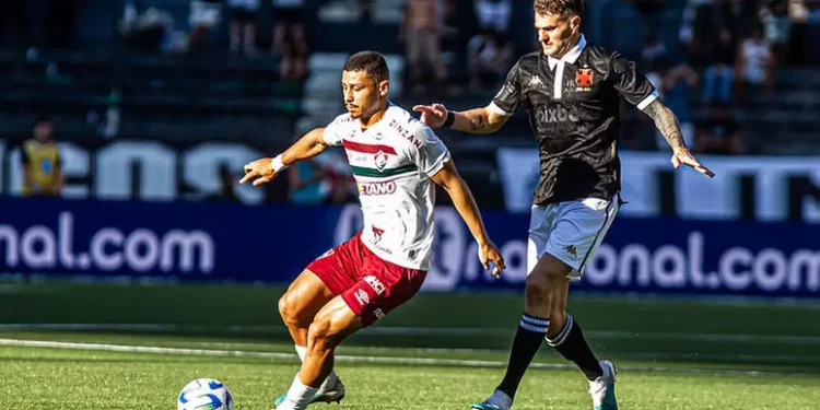 Confira a escalação do Vasco contra o Fluminense