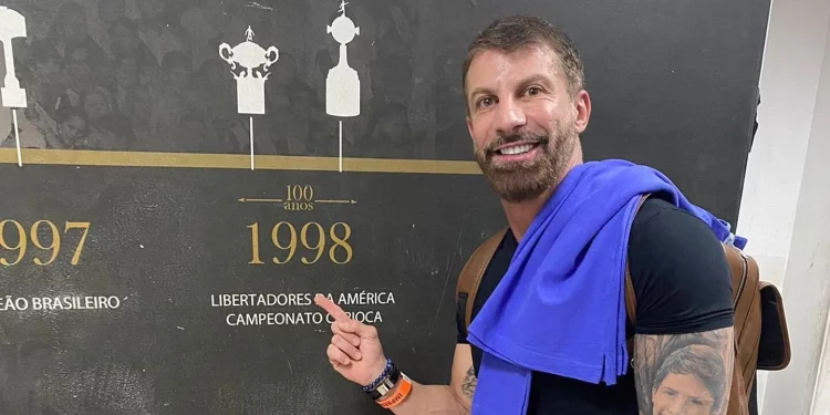 SAF alerta Pedrinho, presidente do Vasco, sobre violações no contrato e possíveis multas