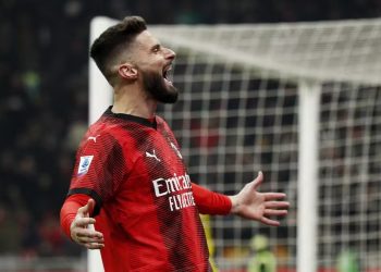 Torcida do Vasco invade perfil de artilheiro: "Vem ser feliz"