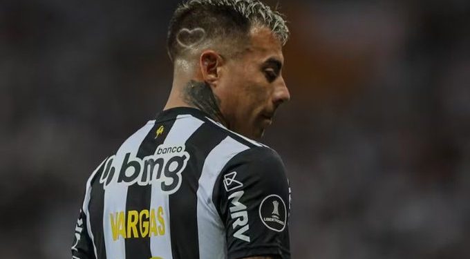 Vargas pode pintar no Vasco? Jornalista fala sobre
