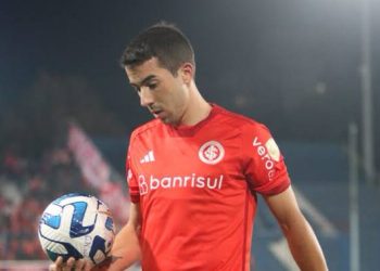 Vasco desiste de Carlos de Pena