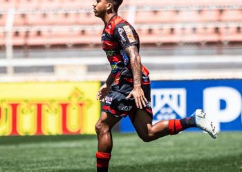 Vasco empresta Vinícius Paiva novamente