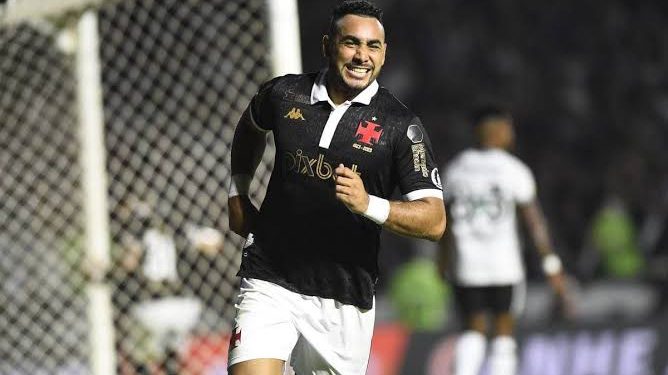 Vasco ganha reforço de craque para encarar o Fluminense