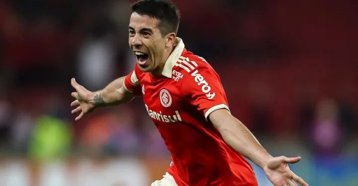 Vasco tem interesse em De Pena, do Inter