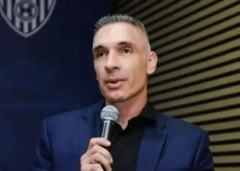 "Amadorismo" Fernando Prass revela que recebeu uma parcela a mais do Vasco e ainda enviaram Pix errado