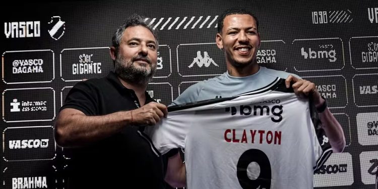 Clayton é apresentado no Vasco e afirma: "Não pensei duas vezes"
