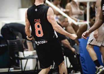 Vasco ganha desfalque por lesão