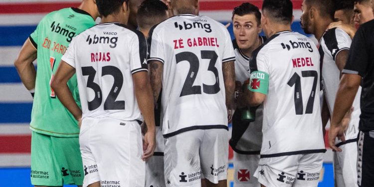 Confira as possíveis datas para Vasco x Água Santa pela Copa do Brasil