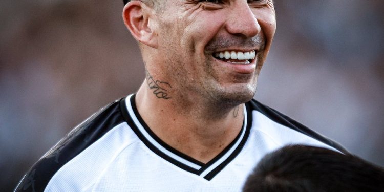 Confira os números de Gary Medel contra a Portuguesa