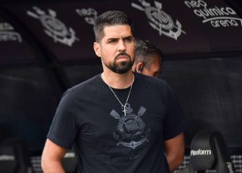 Corinthians contrata jogador Ex-Vasco