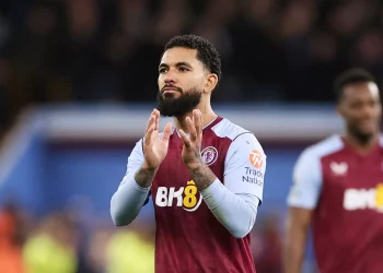 Douglas, ex-Vasco, é convocado para a Seleção Brasileira