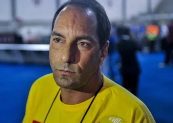 Edmundo revela o que mais incomodou na derrota para o Nova Iguaçu: "Vexame"
