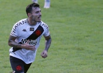 Ex-jogador do Vasco cobra dívida do clube na Justiça