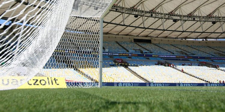 Torcida do Fluminense passa vergonha, não acredita no clube e Maracanã deve ter público vergonhoso contra o Vasco