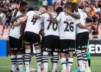 Clube da Série A quer tirar zagueiro importante do Vasco