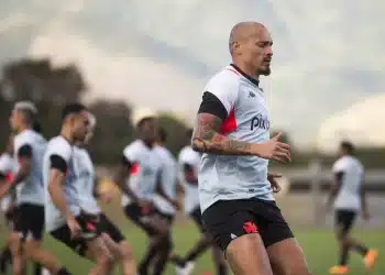 Vai sair ou ficar? Vasco toma decisão sobre futuro de Maicon