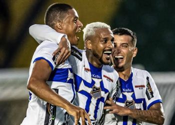 De olho no rival! Confira escalação do Água Santa contra o Vasco