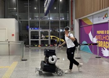 Novo reforço do Vasco, Clayton Silva desembarca no Rio e se coloca à disposição para domingo