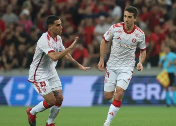 Alvos do Vasco, De Pena e Gabriel não estão nos planos do Inter