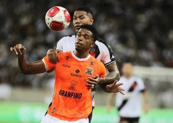 Vasco sofreu 40 finalizações nos últimos 2 jogos