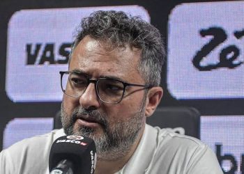 Mattos e comissão técnica do Vasco estão vivendo momento ruim