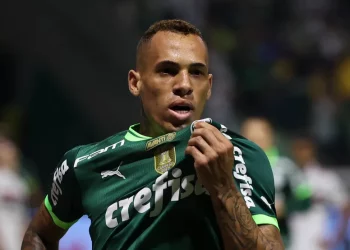 Ramón Díaz queria André Silva, mas Alexandre Mattos ignorou e preferiu negociar com Breno Lopes