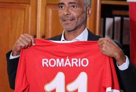 Romário surpreende e contrata dois jogadores ex-Vasco para o América-RJ
