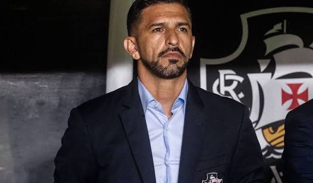 Emiliano descarta falsa promessa e fala sobre realidade do Vasco no próximo Brasileirão