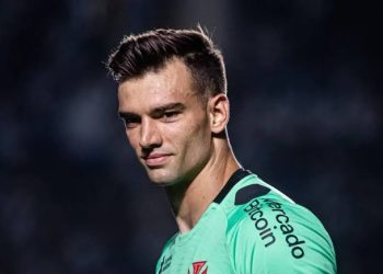 SporTV menospreza convocação de Léo Jardim e irrita torcedores do Vasco