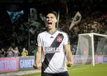 Período sem jogos serve para Vasco recuperar físico de seus atletas