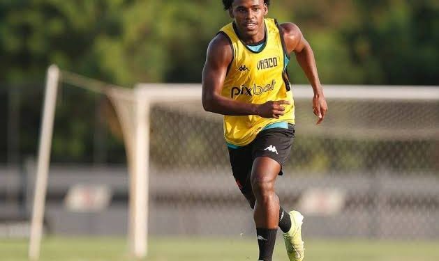 Vasco vai arcar com salário de Lucas Oliveira em empréstimo ao ABC