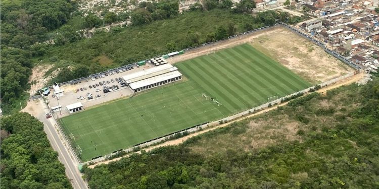 Vereador esclarece situação do terreno do CT do Vasco