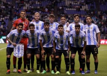 Juan Sforza, do Vasco, é criticado em derrota da Argentina Sub-23