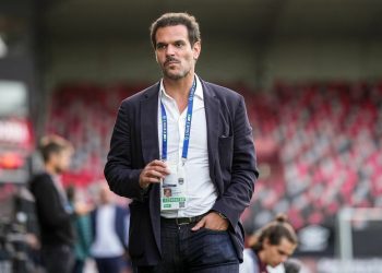 Cotado como diretor do Vasco, Admar Lopes tem passagens por grandes clubes europeus