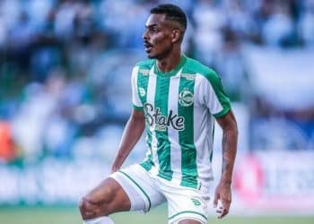 Após recusas, Vasco vai tentar contratar Caique