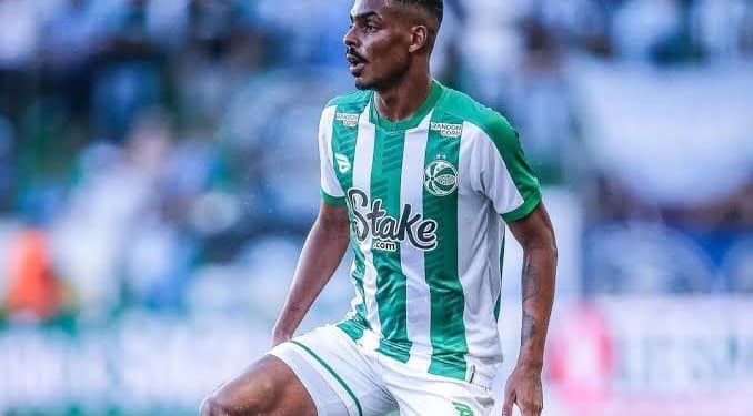 Após recusas, Vasco vai tentar contratar Caique