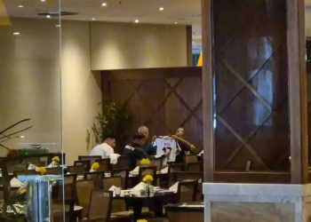 Ex-Flamengo ganha camisa do Vasco