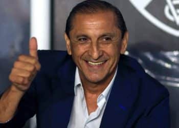 Reforço do Vasco chama atenção de Ramón Díaz nos treinos