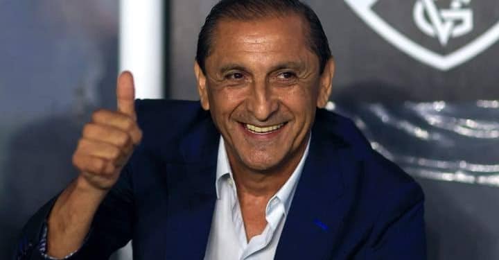 Reforço do Vasco chama atenção de Ramón Díaz nos treinos