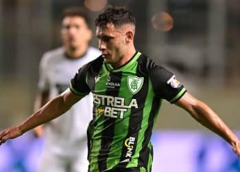 Emmanuel Martínez, do América-MG, quer se transferir para o Vasco