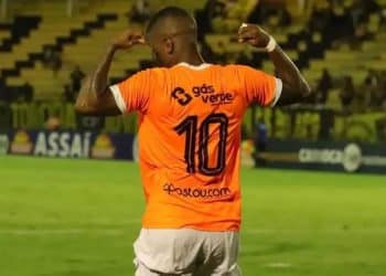 Bill recebeu proposta do Vasco? Atacante abre o jogo