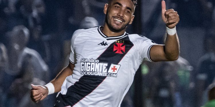 Vasco deve ter grande reforço na estreia do Brasileirão