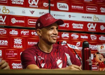 Vila Nova anuncia contratação de jogador do Vasco