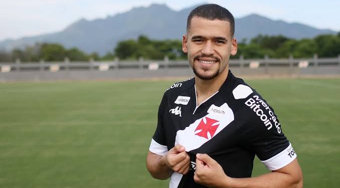 Ceará quer contratar De Lucca, do Vasco
